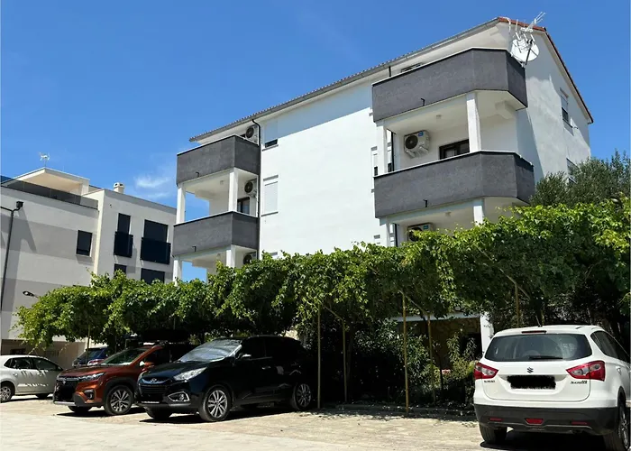 Apartments Parac