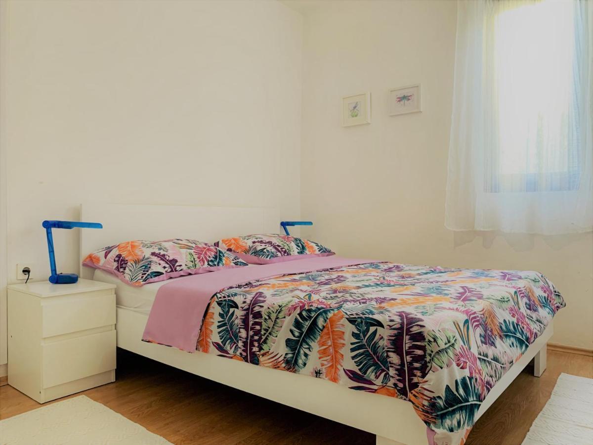 Apartment Parac *