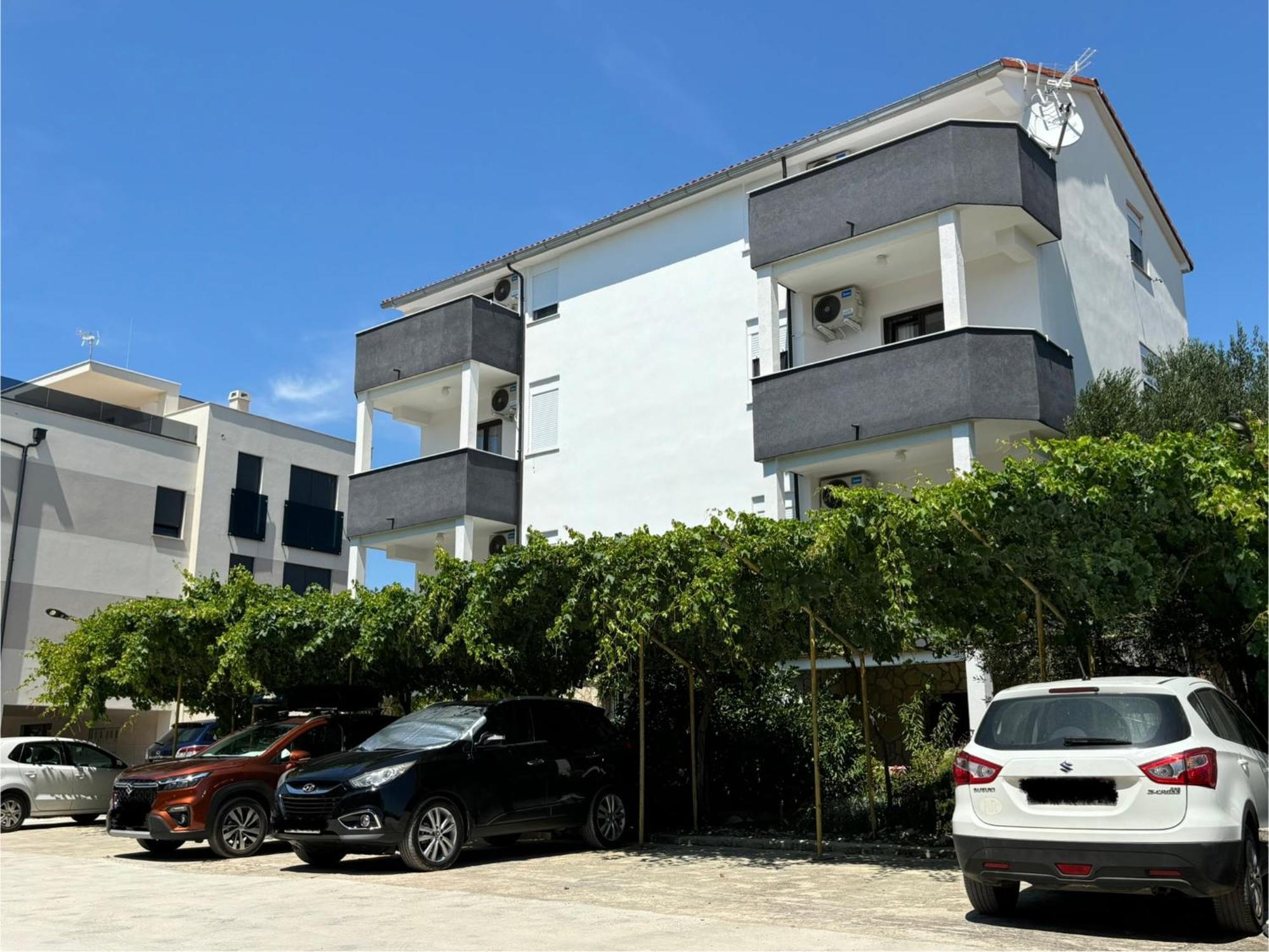 Parac Apartment